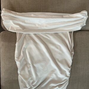 Abercrombie & Fitch White off the shoulder sleeveless top